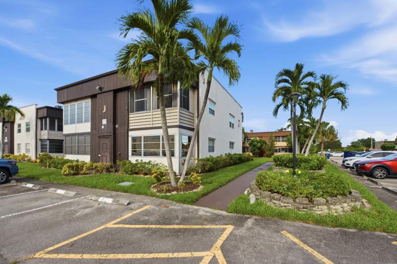 1 bedroom Condominium at 479 Burgundy J, Kings Point Burgundy Condos, Delray Beach — photo 3
