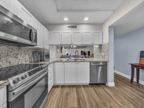 1701 Whitehall Drive #302, Davie FL - photo 9 of 28
