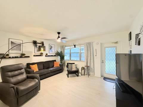 543 Durham #543, Deerfield Beach FL - photo 6 of 41
