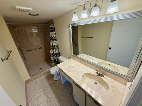 2212 S Cypress Bend Drive #303, Pompano Beach FL - photo 8 of 17