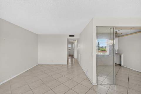 4044 Wolverton C, Boca Raton FL - photo 11 of 96
