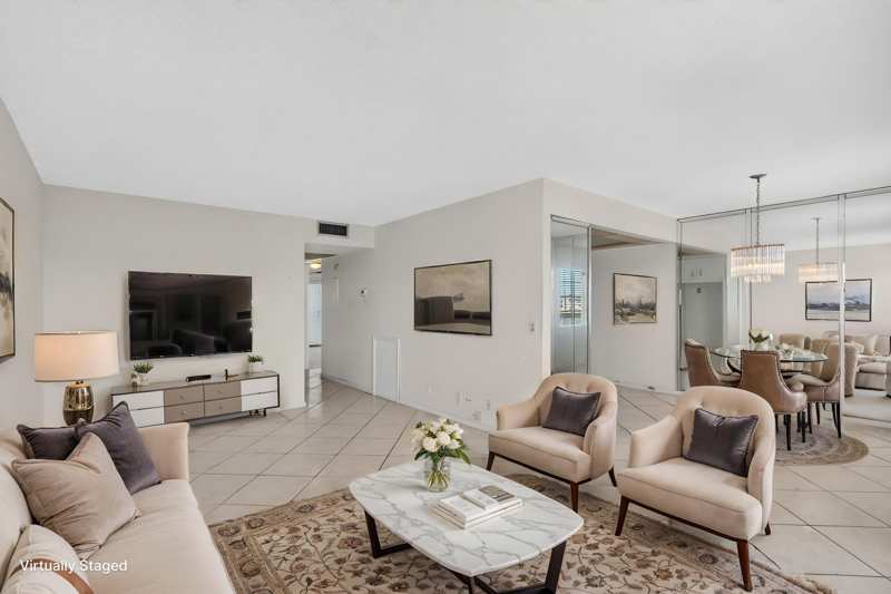 2 bedroom Condominium at 4044 Wolverton C, Century Village , Boca Raton — photo 1