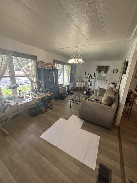 4042 Royal Manor Boulevard, Boynton Beach FL - photo 10 of 33