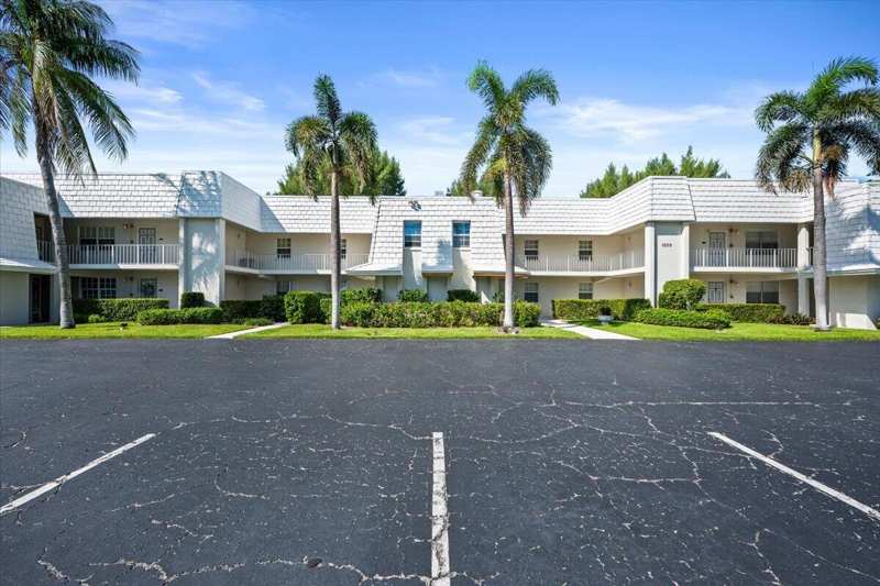 3 bedroom Condominium at 1205 Sandy Lane #249, Sugar Sands Condo 14, Riviera Beach — photo 1