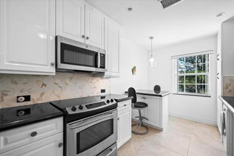 1205 Sandy Lane #249, Riviera Beach FL - photo 14 of 33