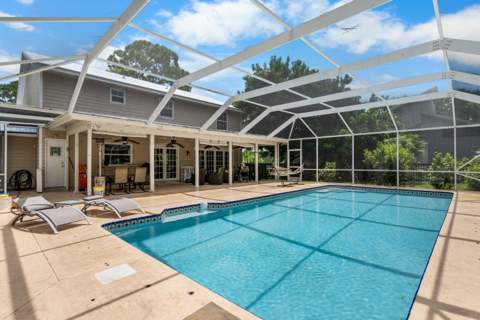 330 NE Town Terrace, Jensen Beach FL - photo 7 of 40
