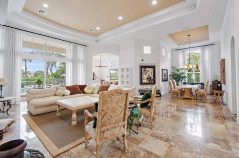 9054 Lakes Boulevard, West Palm Beach FL - photo 7 of 57