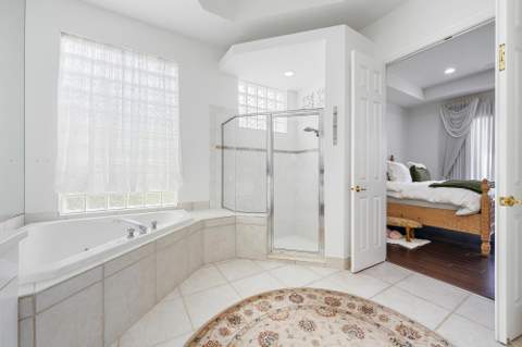 9054 Lakes Boulevard, West Palm Beach FL - photo 20 of 57