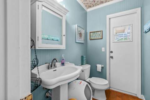 330 NE Town Terrace, Jensen Beach FL - photo 20 of 40