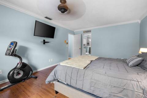 330 NE Town Terrace, Jensen Beach FL - photo 23 of 40