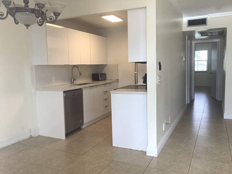 2 bedroom Condominium at 1045 Exeter C #1045, Exeter At Century Village Condo, Boca Raton — photo 2