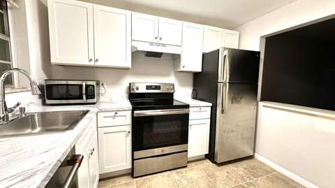 1638 Embassy Drive #208, West Palm Beach FL - photo 8 of 40