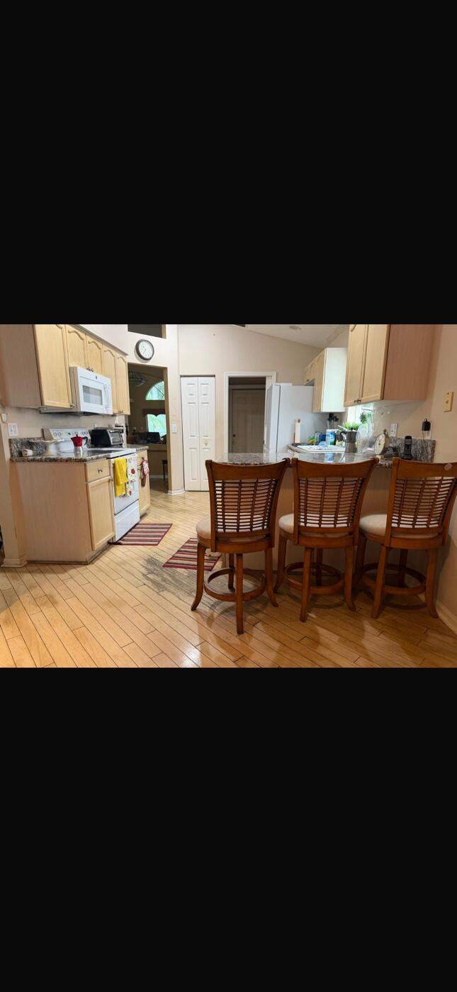 3 bedroom Single Family Residence at 1951 Oak Berry Circle, Wellingtons Edge Par 76 Ph 1, Wellington — photo 4