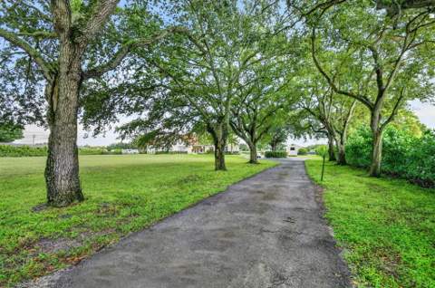 876 Cindy Cir Lane, Wellington FL - photo 7 of 57