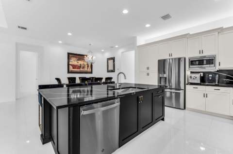 9285 Mountain Pine Grove, Boynton Beach FL - photo 9 of 62