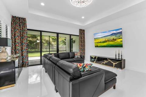 9285 Mountain Pine Grove, Boynton Beach FL - photo 13 of 62