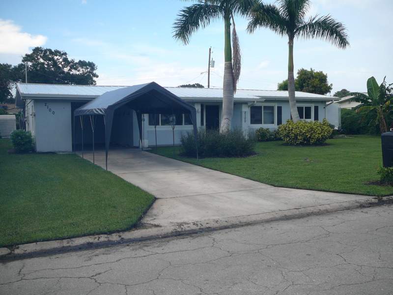3 bedroom Single Family Residence at 2100 W Esplanade, Cortez Estates Unit 1, Fort Pierce — photo 4