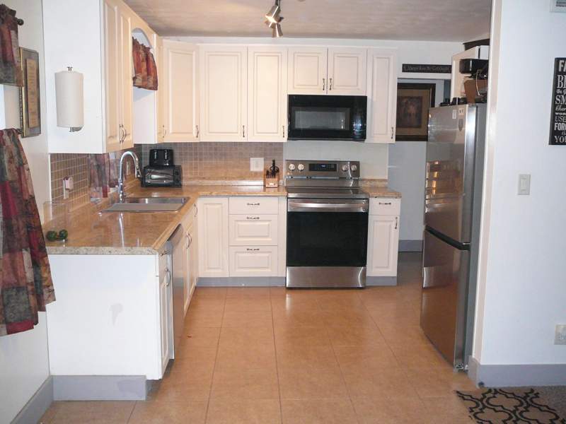 3 bedroom Single Family Residence at 2100 W Esplanade, Cortez Estates Unit 1, Fort Pierce — photo 5
