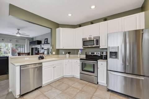 10212 NW 7 Street, FL - photo 6 of 23
