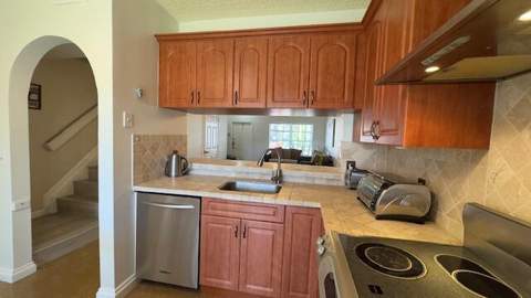 5292 Jubilee Way, Margate FL - photo 10 of 46
