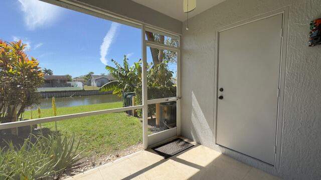 2 bedroom Townhouse at 5292 Jubilee Way, Fiesta, Margate — photo 4