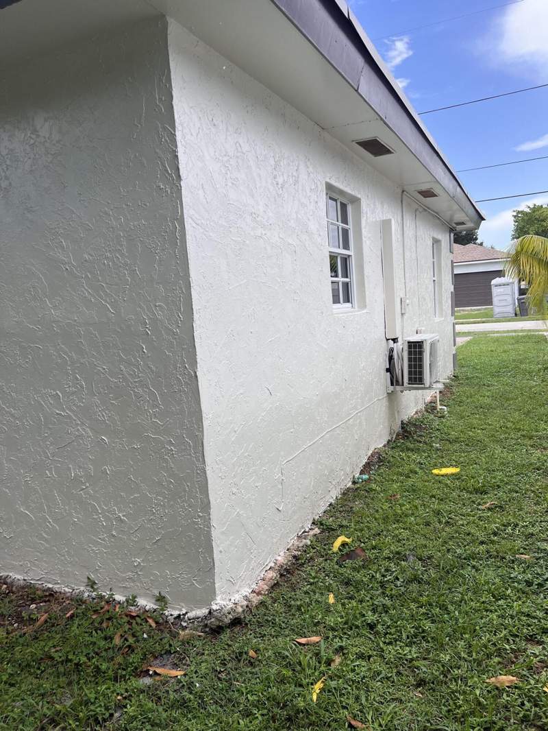 2 bedroom Single Family Residence at 5012 SW 22nd Street, Carver Ranches Rev Plat, West Park — photo 5