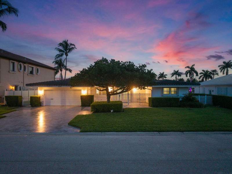 3 bedroom Single Family Residence at 3200 NE 59th Street, Landings Second Sec, Fort Lauderdale — photo 4