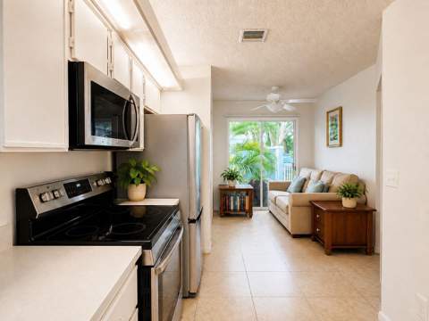 6262 Riverwalk Lane #3, Jupiter FL - photo 8 of 16