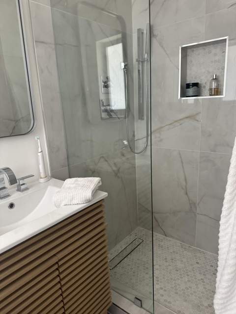 317 NW 26th Court, Wilton Manors FL - photo 9 of 10