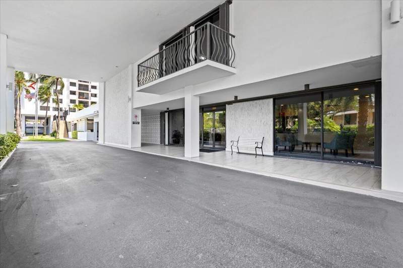 1 bedroom Condominium at 1200 Marine Way #304, Old Port Cove Condo One, North Palm Beach — photo 3