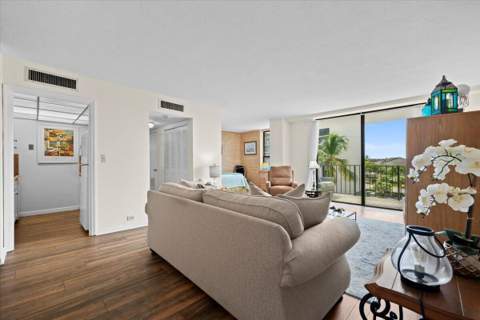 1200 Marine Way #304, North Palm Beach FL - photo 7 of 25