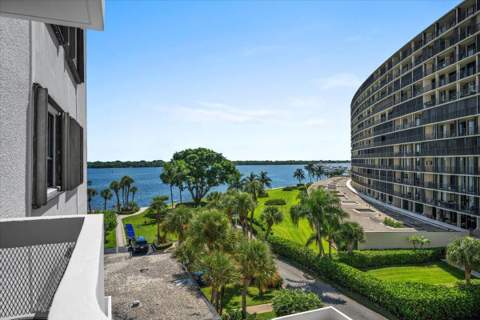 1200 Marine Way #304, North Palm Beach FL - photo 13 of 25