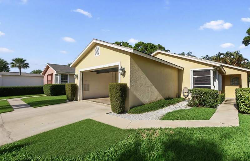 3 bedroom Single Family Residence at 172 Harbor Lake Circle, River Bridge 2, Greenacres — photo 3