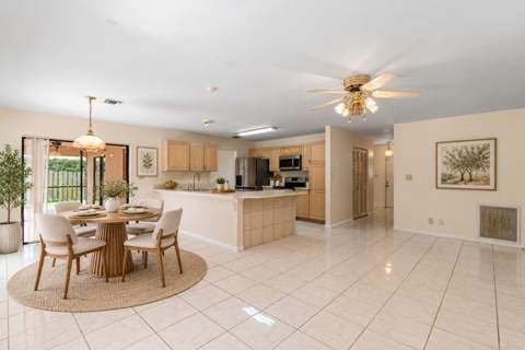 2652 Yarmouth Drive, Wellington FL - photo 7 of 30
