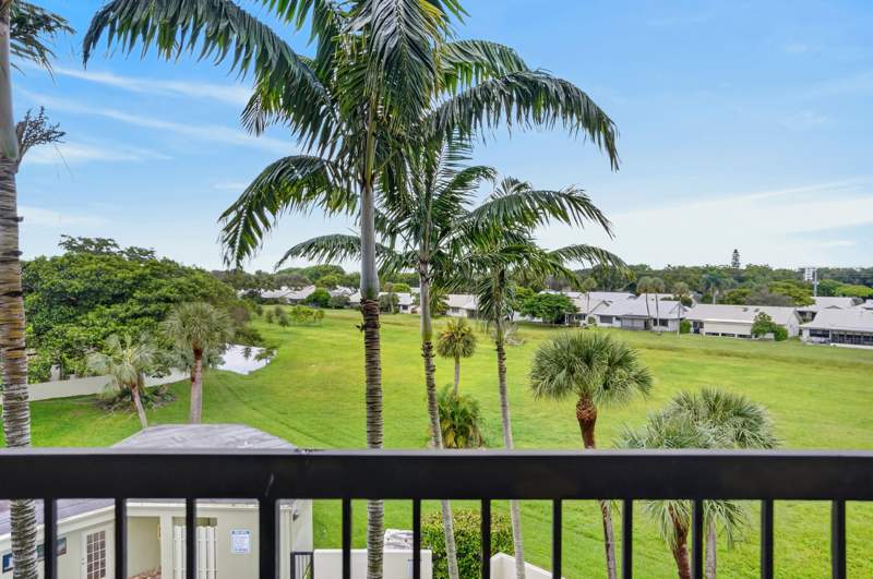 3 bedroom Condominium at 6463 La Costa Drive #402, La Costa Del Mar Condo, Boca Raton — photo 4