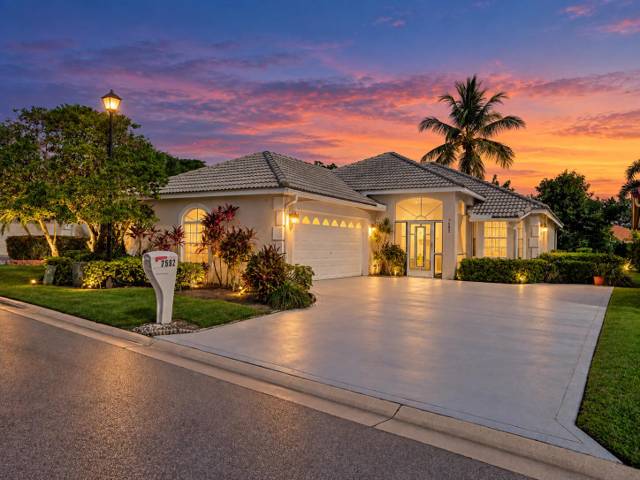 7592 Ironbridge Circle, Delray Beach 33446 home for sale