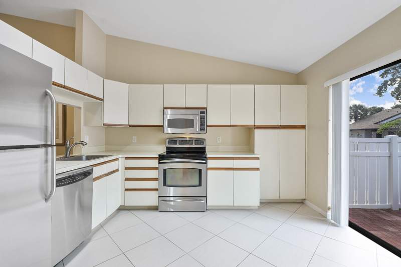 2 bedroom Villa at 3356 Carambola Circle, Ginger Tree, Coconut Creek — photo 4