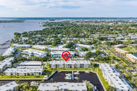 1950 SW Palm City Road #6-207, Stuart FL - photo 8 of 54