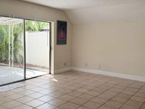 4044 SW 67th Terrace #7, Davie FL - photo 18 of 27