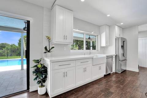 12072 NW 27TH Drive, Coral Springs FL - photo 15 of 81