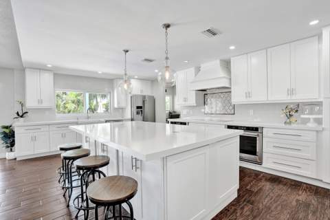 12072 NW 27TH Drive, Coral Springs FL - photo 8 of 81