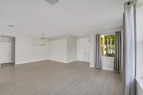 2666 Sawyer Terrace, Wellington FL - photo 15 of 93