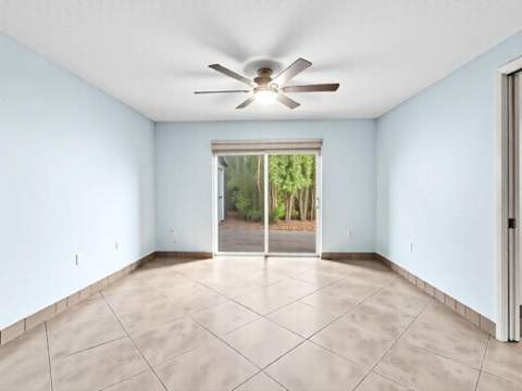 905 SE 13th Court, Deerfield Beach FL - photo 19 of 42