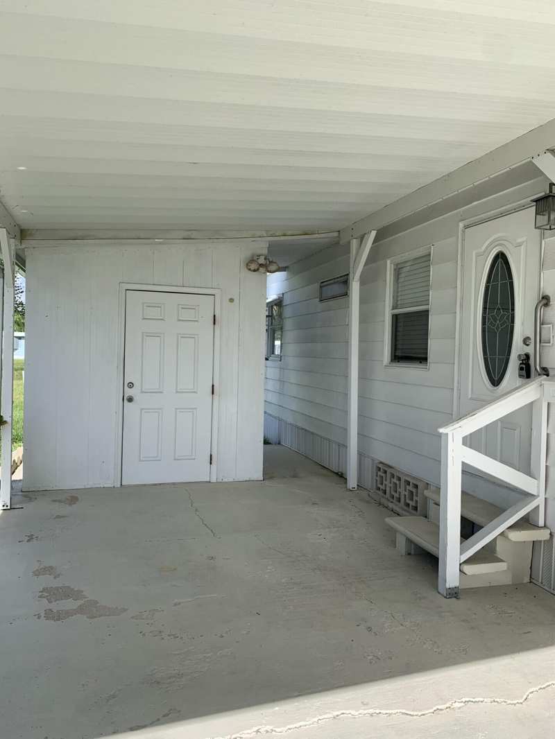2 bedroom Manufactured Home at 3 Oro Grande Way, Spanish Lakes One, Port St. Lucie — photo 1