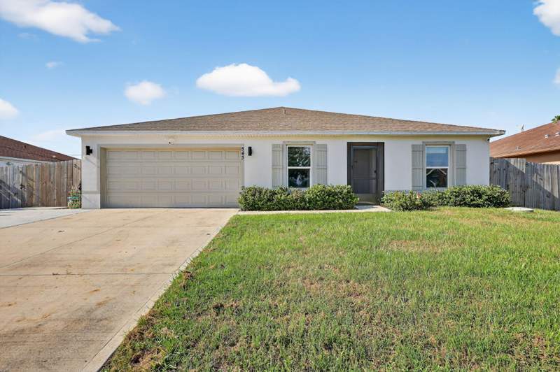 4 bedroom Single Family Residence at 543 SW Kabot Avenue, Port St Lucie Section 22, Port St. Lucie — photo 4