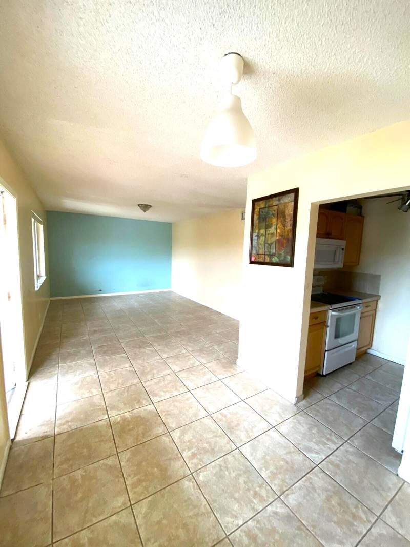 1 bedroom Condominium at 1020 Crystal Lake Drive #209, Lake Crest Condos Of Broward, Deerfield Beach — photo 2