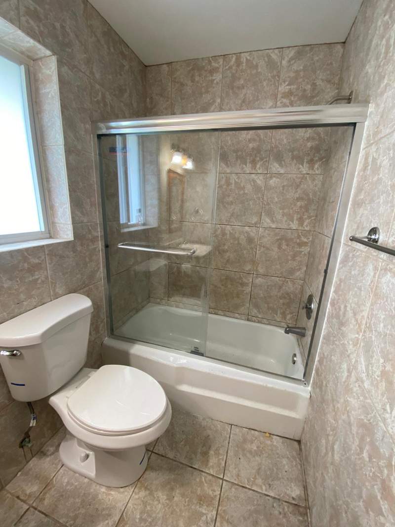 1 bedroom Condominium at 1020 Crystal Lake Drive #209, Lake Crest Condos Of Broward, Deerfield Beach — photo 5