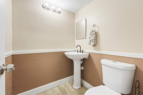 2200 White Pine Circle #B, Greenacres FL - photo 15 of 37