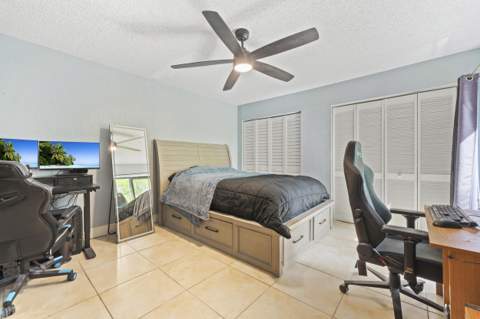 2200 White Pine Circle #B, Greenacres FL - photo 23 of 37