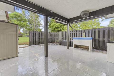 2200 White Pine Circle #B, Greenacres FL - photo 7 of 37